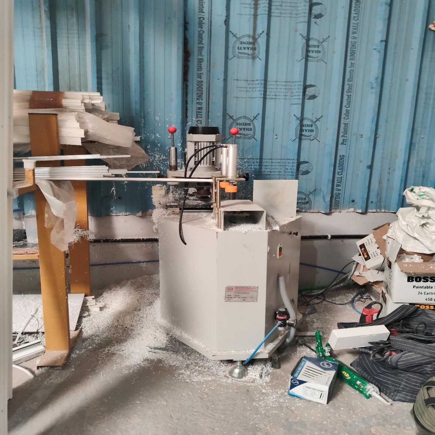 Heavy-Duty V-Notch and Profile Cleat Cutting Saw Machine